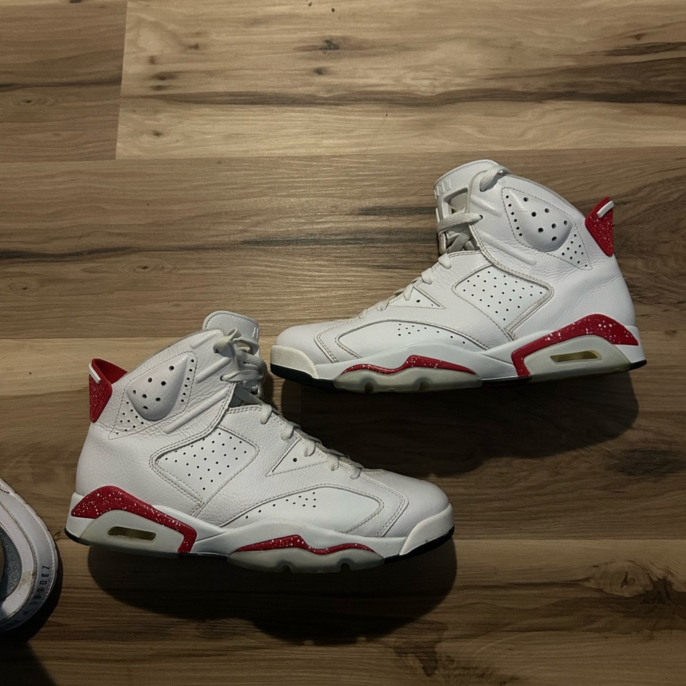 Jordan 6 red Oreo